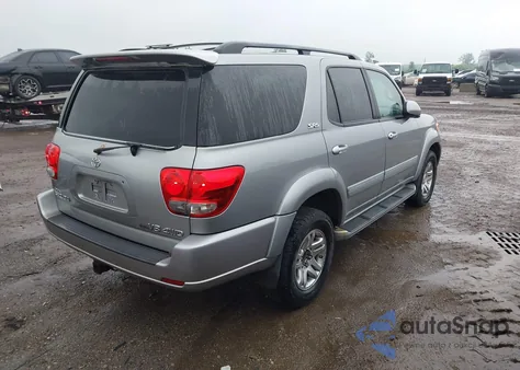 2005 Toyota Sequoia Sr5 V8 z USA, uszkodzony, nr VIN 5TDBT44A25S244232